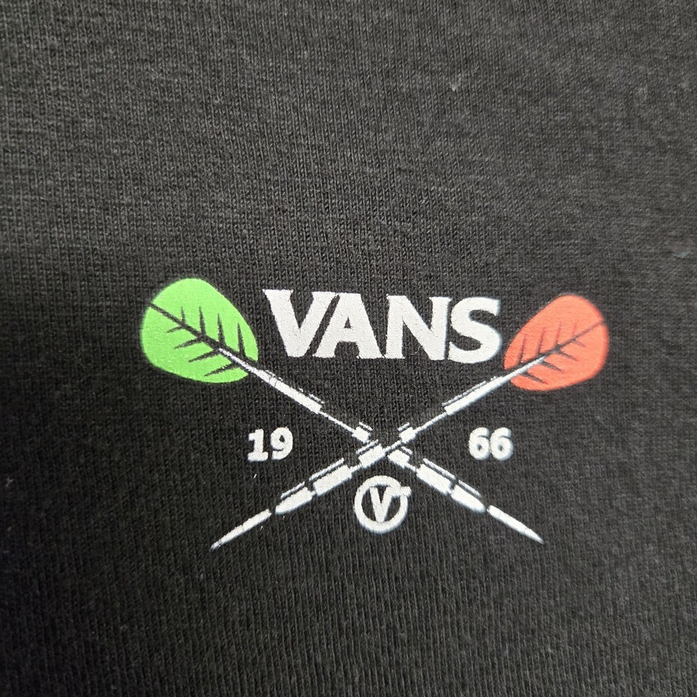 Skater Streetwear Retro Casual Vans Darts On Target Mens Black Shirt Medium - Picture 4 of 8